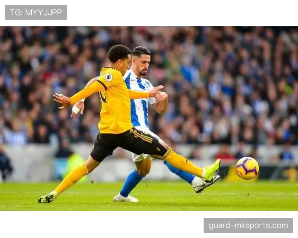 曼城中路渗透能力持续提升,攻击线火力全开表现稳健 曼城中路渗透能力持续提升,攻击线火力全开表现稳健